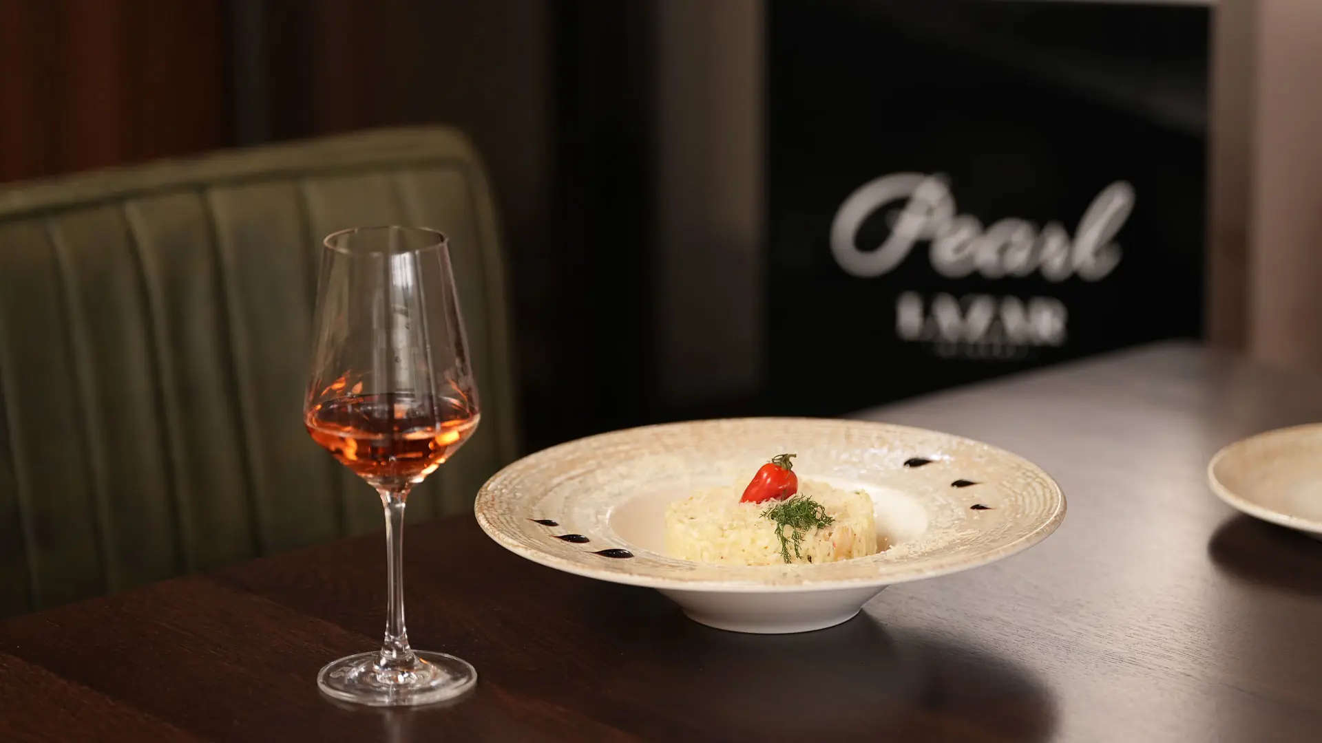 Атмосфера во Arena Playground & Restaurant